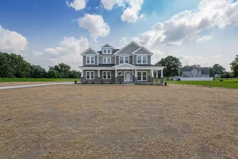 Exterior - 234 Hall Rd, Hampton, VA 23664 photo 10 of 16