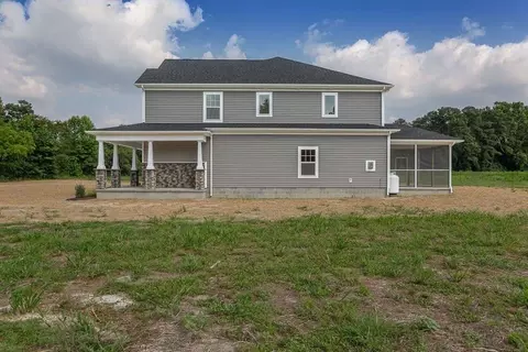 Exterior - 234 Hall Rd, Hampton, VA 23664 photo 8 of 16