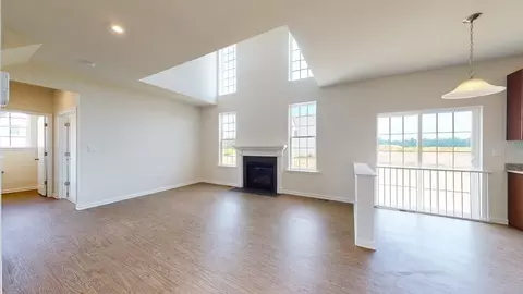 Living - 1153 Charleston Cir, Dover, DE 19904 photo 2 of 3
