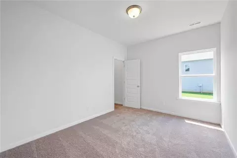 Bedroom - 84 Willow Cir, Rock Spring, GA 30739 photo 9 of 22