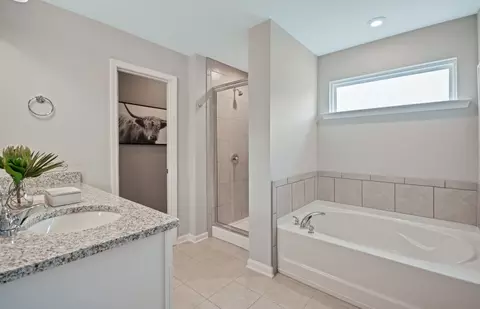 Bath - 150 Wimberly Ln, Easley, SC 29642 photo 1 of 2