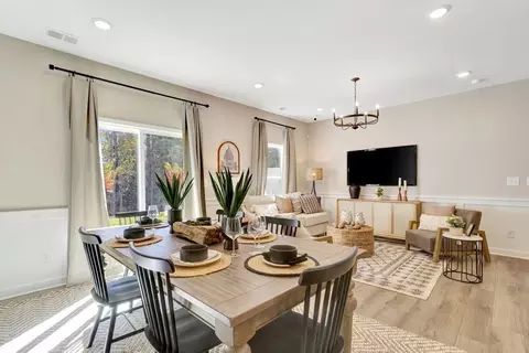 Dining - 1655 Guthrie St, York, SC 29745 photo 1 of 1
