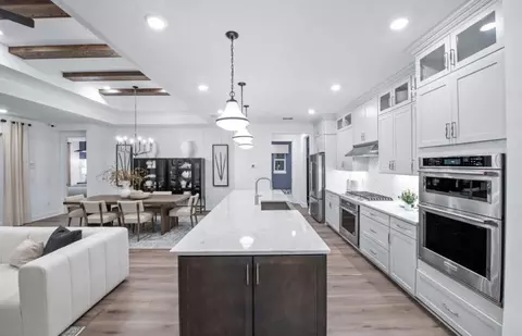 Kitchen - 9114 Sunset Haven Ter, Parrish, FL 34219 photo 4 of 7