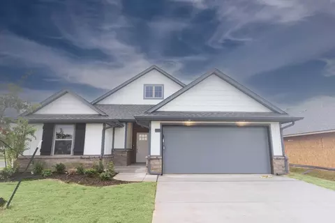 12217 SW 32nd Pl, Yukon, OK 73099