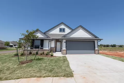 12217 SW 32nd Pl, Yukon, OK 73099