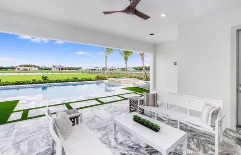 20128 SE Bridgewater Dr, Jupiter, FL 33458