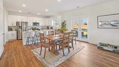 Dining - 300 Cookie Loop, Johnson City, TN 37615 photo 3 of 7