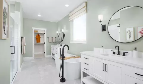 Bath - 249 Weathervane Dr, Lathrop, CA 95330 photo 1 of 3