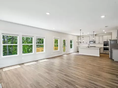 866 Misty Hollow Trl, Lawrenceville, GA 30045