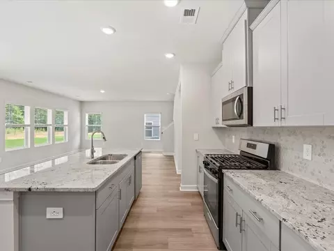 Kitchen - 515 Hadlow St, Greer, SC 29651 photo 1 of 1