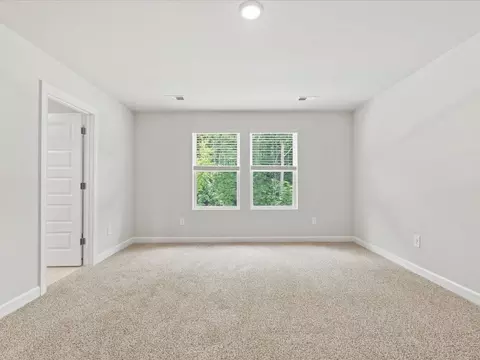 Bedroom - 515 Hadlow St, Greer, SC 29651 photo 9 of 10