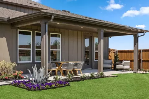 Exterior - 600 Fallbrook Dr, Aledo, TX 76008 photo 5 of 9