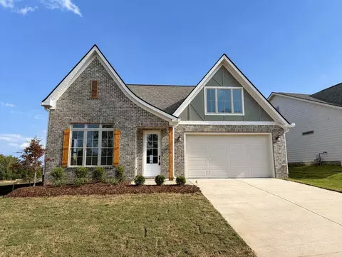 81 Snow Line Ln, Ooltewah, TN 37363