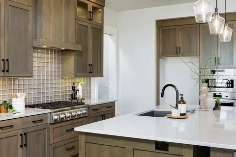 Kitchen - 3390 E Cedarhurst Dr, Meridian, ID 83642 photo 3 of 3