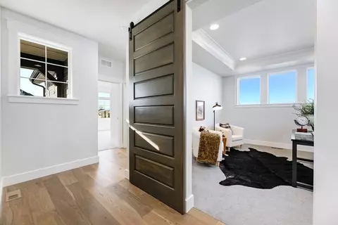 Entry Way - 3390 E Cedarhurst Dr, Meridian, ID 83642 photo 2 of 2