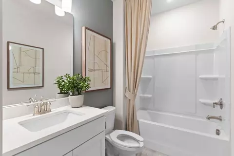 Bath - 5909 Leesville Rd, Durham, NC 27703 photo 2 of 3