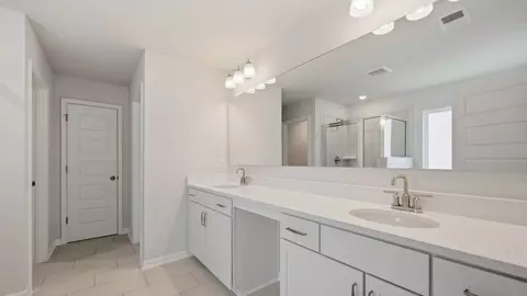 Entry Way - 1625 Bernard Ct, Hampton, GA 30228 photo 2 of 4