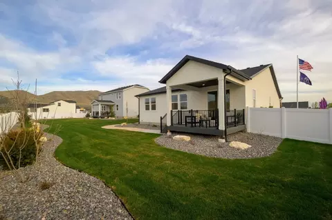 Exterior - 2309 E Granite Ln, Eagle Mountain, UT 84005 photo 5 of 7