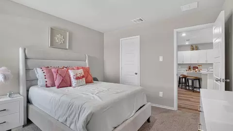 Bedroom - 924 Traction Trl, Cleburne, TX 76031 photo 5 of 13