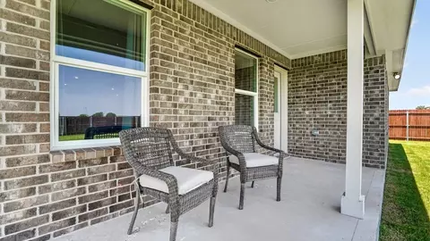 Exterior - 924 Traction Trl, Cleburne, TX 76031 photo 2 of 5