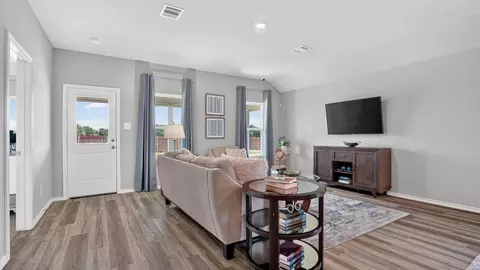 Entry Way - 924 Traction Trl, Cleburne, TX 76031 photo 3 of 6
