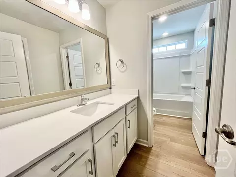Bath - 111 Pinebury Rd, Pooler, GA 31322 photo 2 of 3
