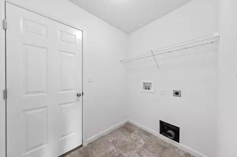 Entry Way - 2160 Central Park Dr, Troy, MO 63379 photo 2 of 3