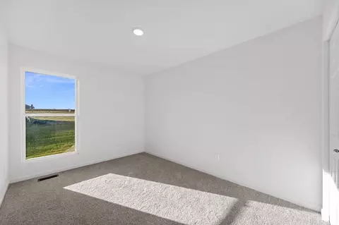 Bedroom - 2160 Central Park Dr, Troy, MO 63379 photo 3 of 14