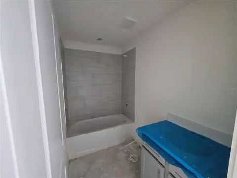 Bath - 3830 Daybreak Run Loop, Spring Hill, FL 34609 photo 1 of 2