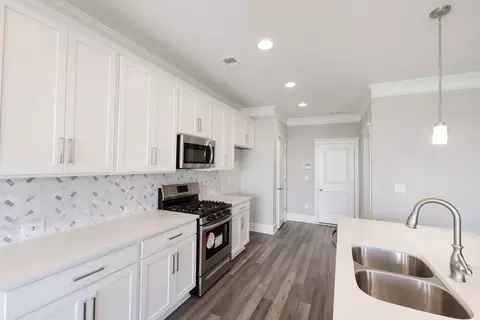 Kitchen - 700 Long Point Rd, Vass, NC 28394 photo 12 of 22