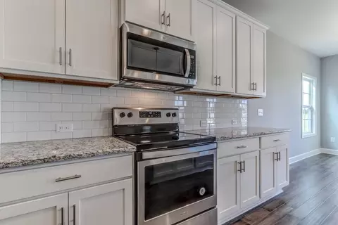 Kitchen - 700 Long Point Rd, Vass, NC 28394 photo 15 of 22