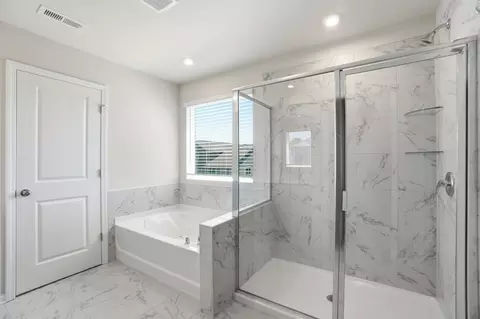 Bath - 2647 Tillman St, Monroe, NC 28112 photo 3 of 4