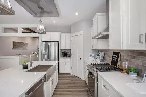 Kitchen - 14054 Ambrosia Ave, Dewitt, MI 48820 photo 3 of 4
