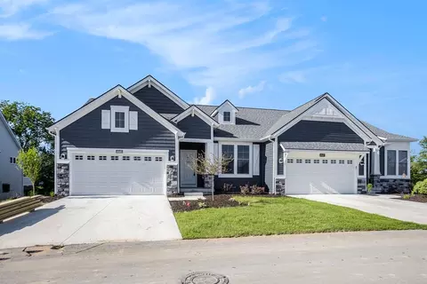 Exterior - 14054 Ambrosia Ave, Dewitt, MI 48820 photo 3 of 16