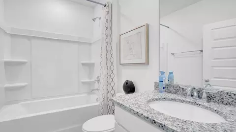 Bath - 13703 Addison Pl, Foley, AL 36535 photo 1 of 5