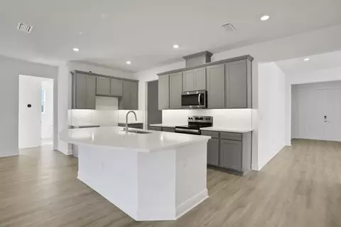 Kitchen - 7495 Sea Manatee St, Parrish, FL 34219 photo 6 of 6
