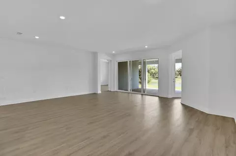 Living - 7495 Sea Manatee St, Parrish, FL 34219 photo 6 of 9
