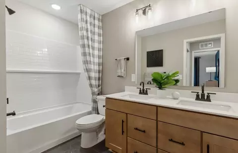 Bath - 1546 149th St, Rosemount, MN 55068 photo 3 of 3