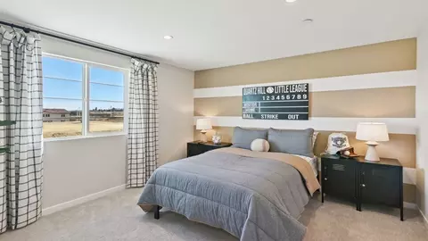 Bedroom - 41814 Chianti Ct, Palmdale, CA 93551 photo 11 of 16