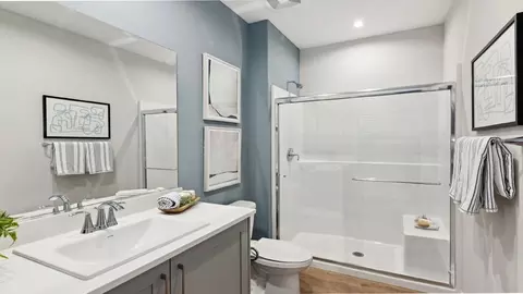 Bath - 41814 Chianti Ct, Palmdale, CA 93551 photo 1 of 8