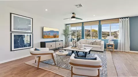Living - 41814 Chianti Ct, Palmdale, CA 93551 photo 2 of 6
