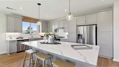 Kitchen - 41814 Chianti Ct, Palmdale, CA 93551 photo 2 of 10