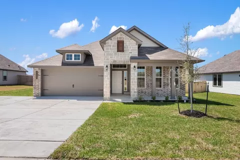 2203 Autumn Lake Dr, Bryan, TX 77807