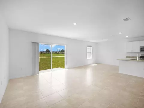 Living - 13610 Cornerstone Way, Parrish, FL 34219 photo 3 of 4