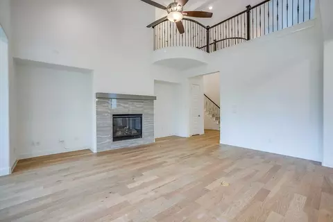 Living - 910 Shooting Star Dr, Prosper, TX 75078 photo 1 of 9