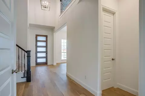 Entry Way - 910 Shooting Star Dr, Prosper, TX 75078 photo 1 of 7