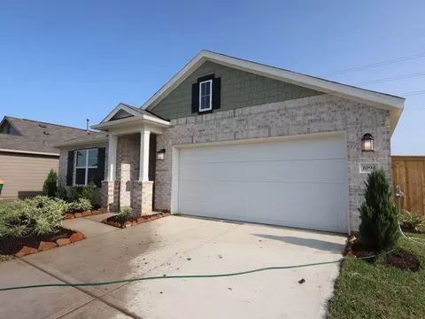 1094 Garnet Star Dr, La Marque, TX 77568
