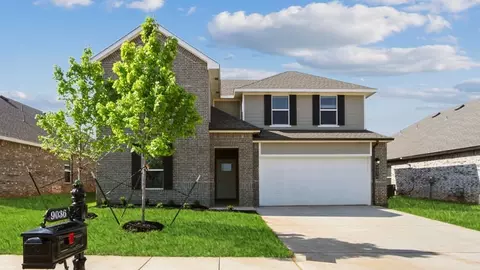 2102 California Ln, Arlington, TX 76015