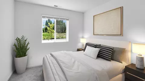 Bedroom - 51775 Jubilee Pine Dr, La Pine, OR 97739 photo 3 of 6