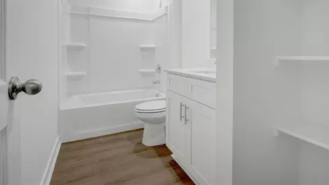 Bath - 518 S Cherry St, Beebe, AR 72012 photo 1 of 6